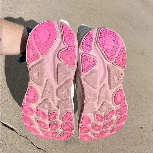 🩷 Hoka Clifton 10 - Women’s 8 - Picture 5 of 8
